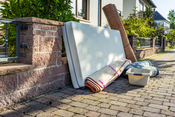 Best Garage Cleanout Services  in Norwalk, IA